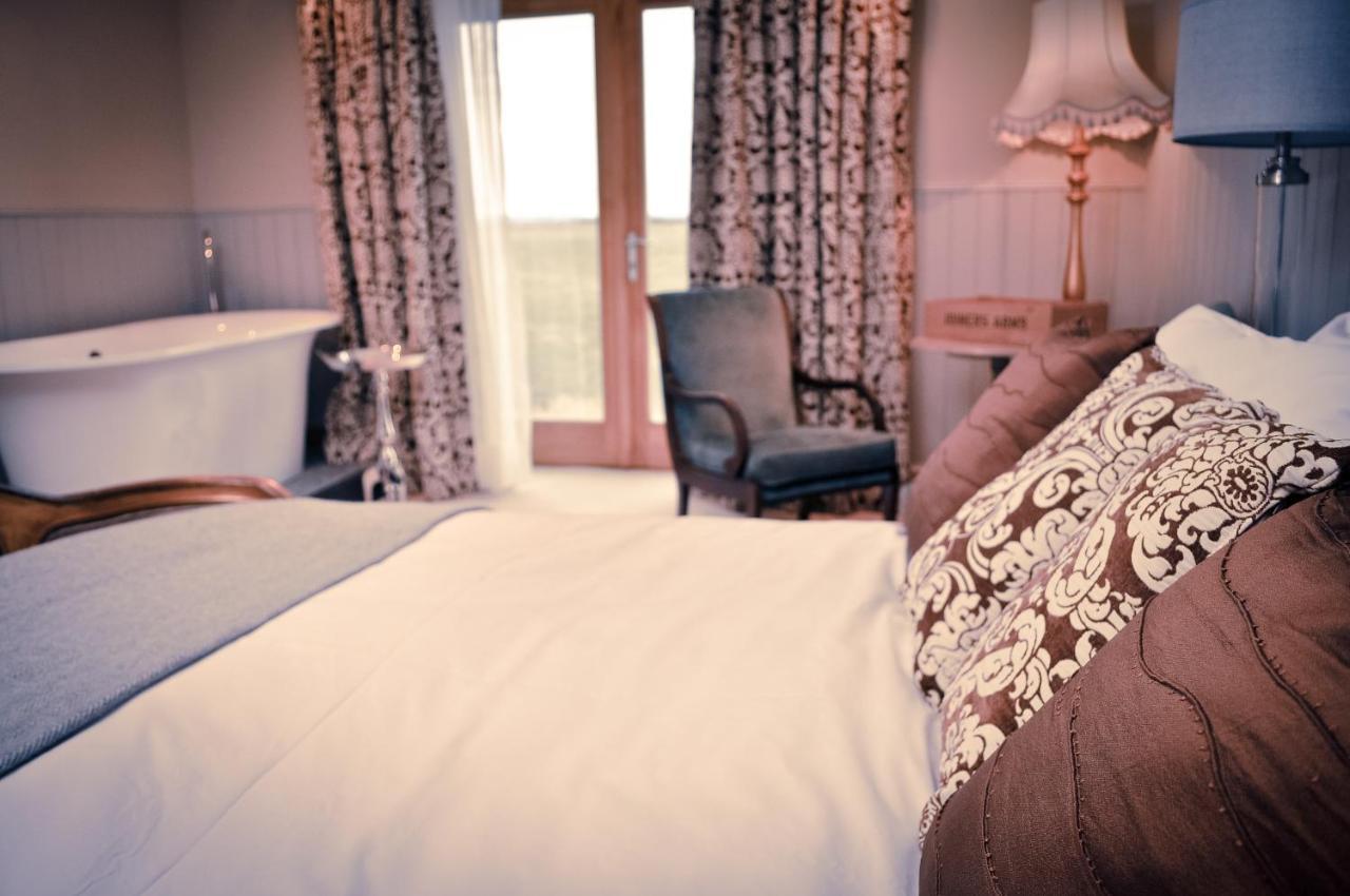 The Joiners Arms Hotel Chathill ภายนอก รูปภาพ